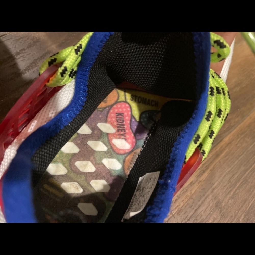 Adidas - Picture 5 of 9